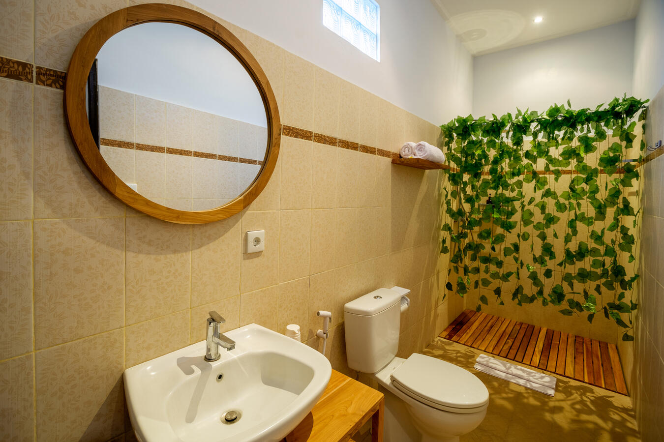 Bathroom Garden Bedroom Bathroom Garden Bedroom